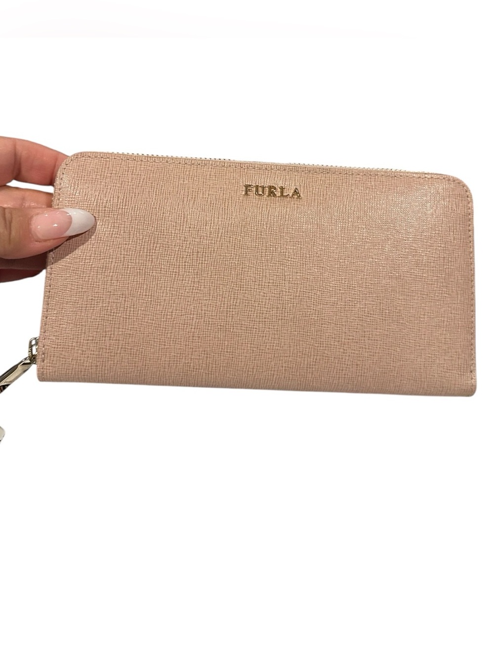 Furla Babylon Moonstone Tan pink leather and viscose zippered wallet.